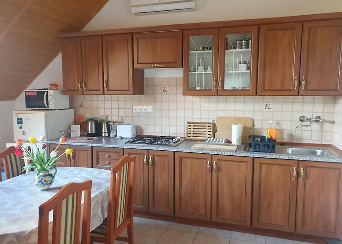 דירה Feher Rozsa *